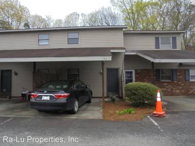 Main picture of 701 Timberline Dr