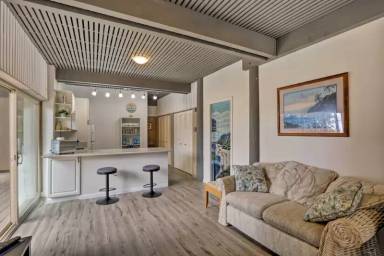 Main picture of 1079 Oilipuu Pl