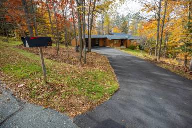 Main picture of 25 Haskins Rd