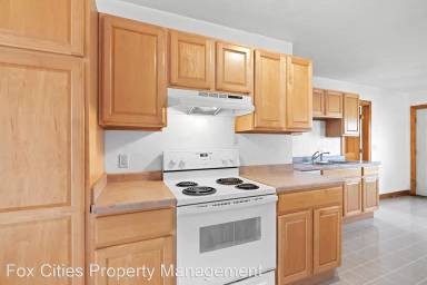 Main picture of 119 N Wisconsin St