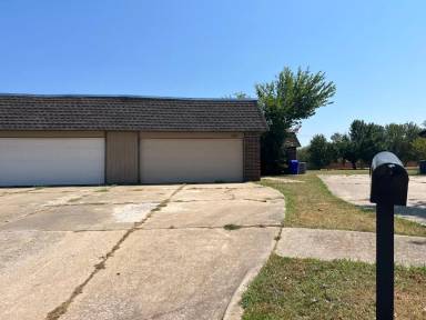 Main picture of 102 Crawford Ct