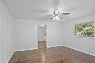 Main picture of 4854 Flat Shoals Rd