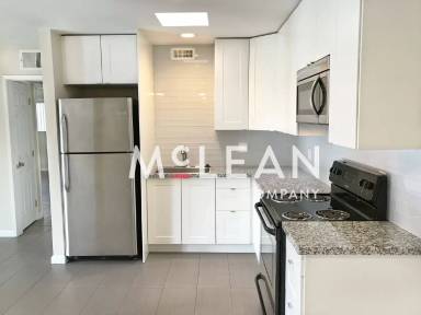 Main picture of 120 S Saturmino Dr
