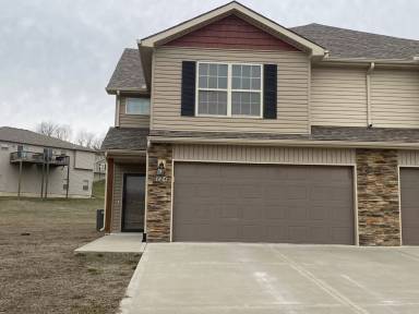 Main picture of 124 Ryan Ct