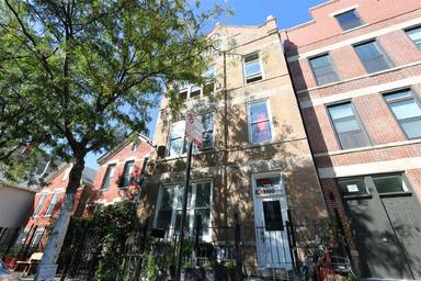 Main picture of 1522 W 18th Pl