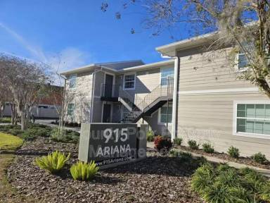 Main picture of 915 Ariana St