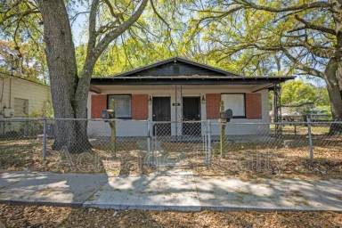 Main picture of 4114 Moncrief Rd