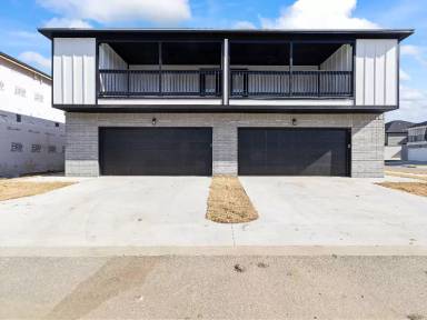 Main picture of 957 S Amarillo Ave