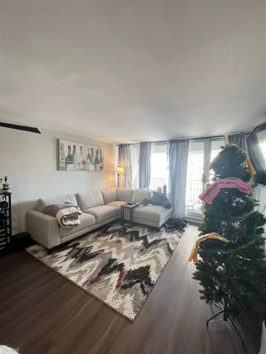 Main picture of Lincoln Park Tower Condominium