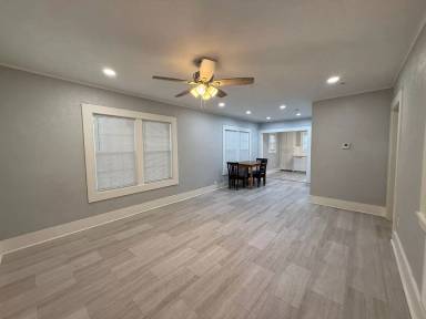 Main picture of 416 Edgar St