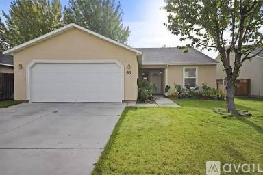 Main picture of 301 Parkmont Way