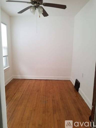 Main picture of 3927 N Albany Ave