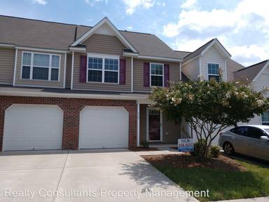 Main picture of 104 Goldfinch Ave