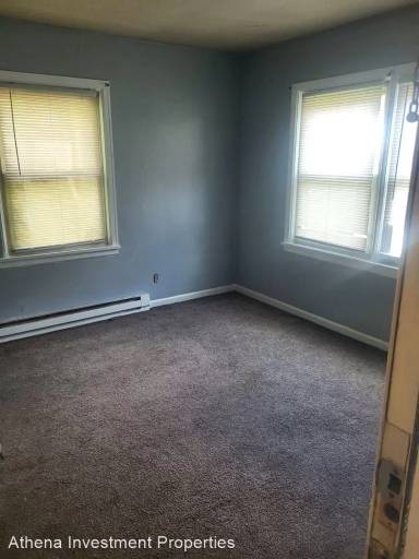 Main picture of 245 Valleyview Dr