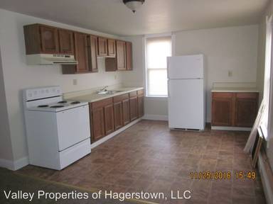 Main picture of 632 W Washington St