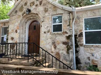 Main picture of 2808 Oak Springs Dr