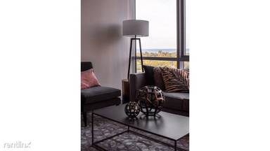 Main picture of Eight Eleven Uptown