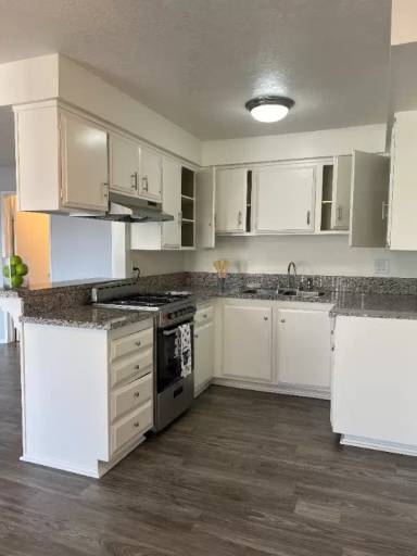 Main picture of 841 W La Habra Blvd
