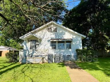 Main picture of 1101 Olive St