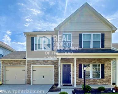 Main picture of 581 Freeport Ct