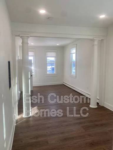 Main picture of 2686 Lititz Pike