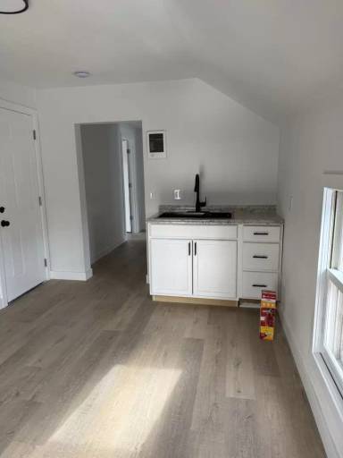 Main picture of 507 Washington Ave