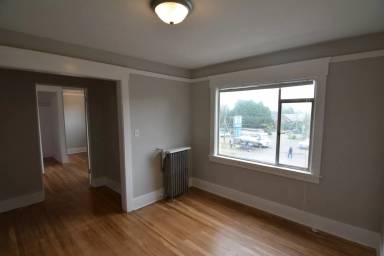 Main picture of 3013 Beacon Ave S