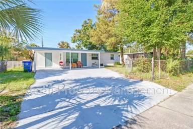 Main picture of 3026 2nd St