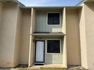 Main picture of 136 Bonnie Ln
