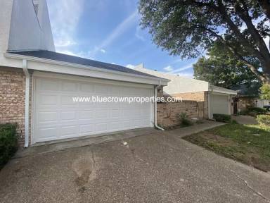 Main picture of 2702 Stonecreek Pl