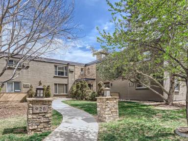 Main picture of 920 Eudora St