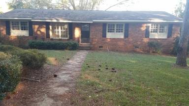 Main picture of 1800 Forest Glen Dr