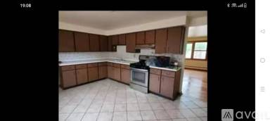 Main picture of 5240 N Oakview St