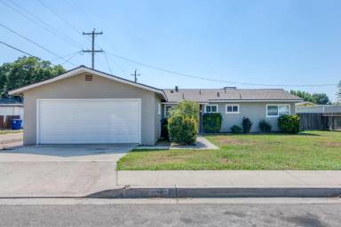 Main picture of 1940 Lindquist St