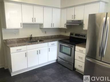 Main picture of 130 S 7th St