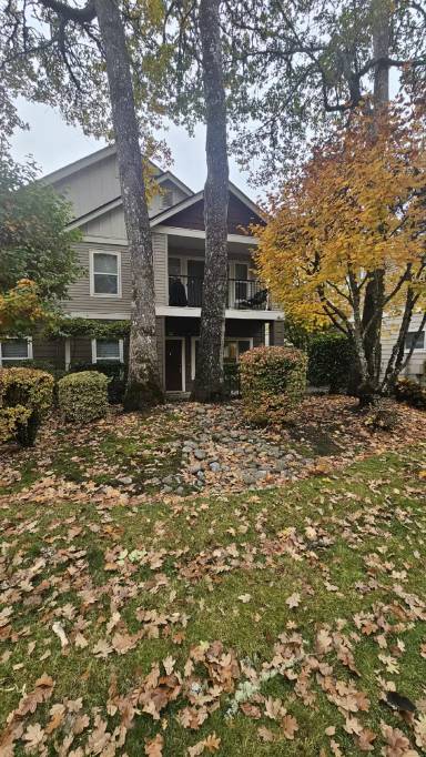 Main picture of 2127 Hammond Ave