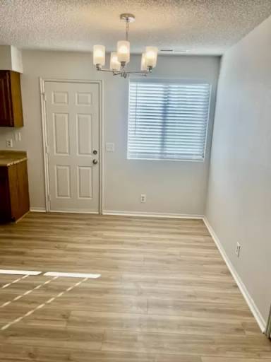 Main picture of 484 N 400 W