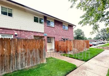 Main picture of 8071 Wolff St