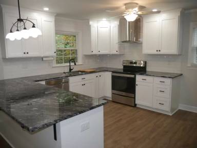 Main picture of 2443 Greenwich Rd