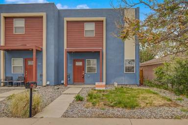Main picture of 5803 Poplar St