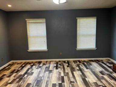 Main picture of 203 Highland Cir