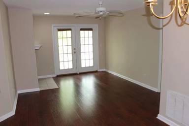 Main picture of Estate At Westbury