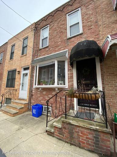 Main picture of 1531 S Camac St