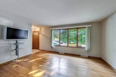 Main picture of 3738 N Spaulding Ave