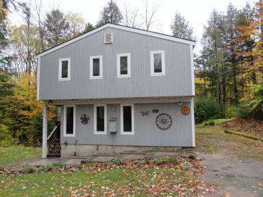 Main picture of 37 Marden Dr