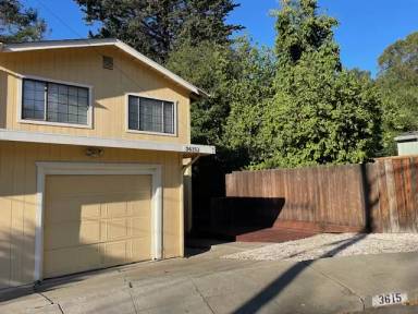Main picture of 3615 Majestic Ave