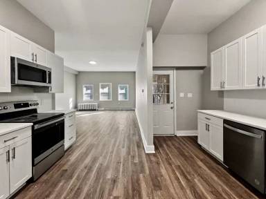 Main picture of 327-337 W Chestnut St Apartments