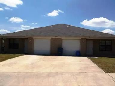 Main picture of 307 Janelle Dr