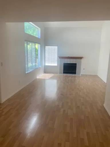 Main picture of 4956 Ridgeview Dr