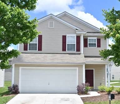 Main picture of 7404 Loyalist St